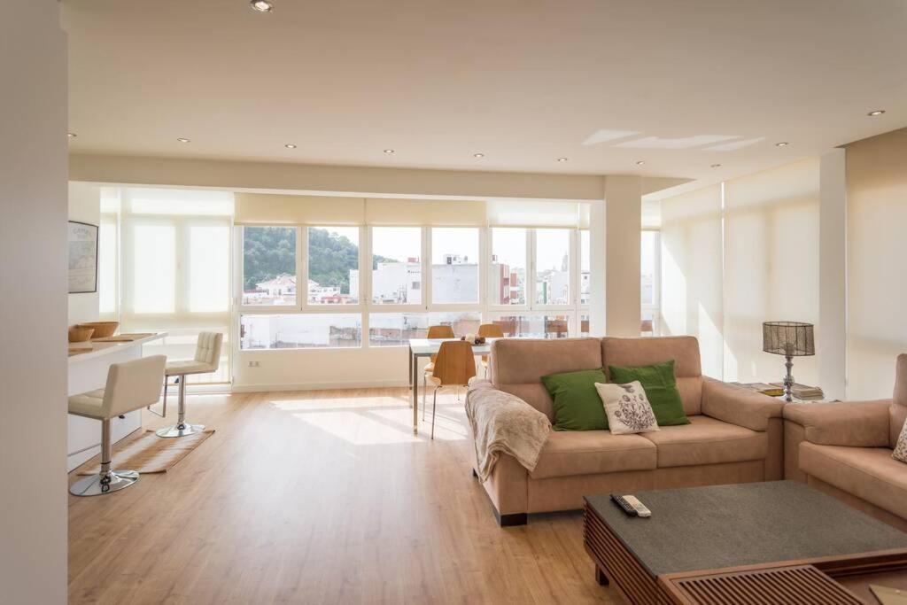 Apartament Tgh/ Compas De La Victoria *